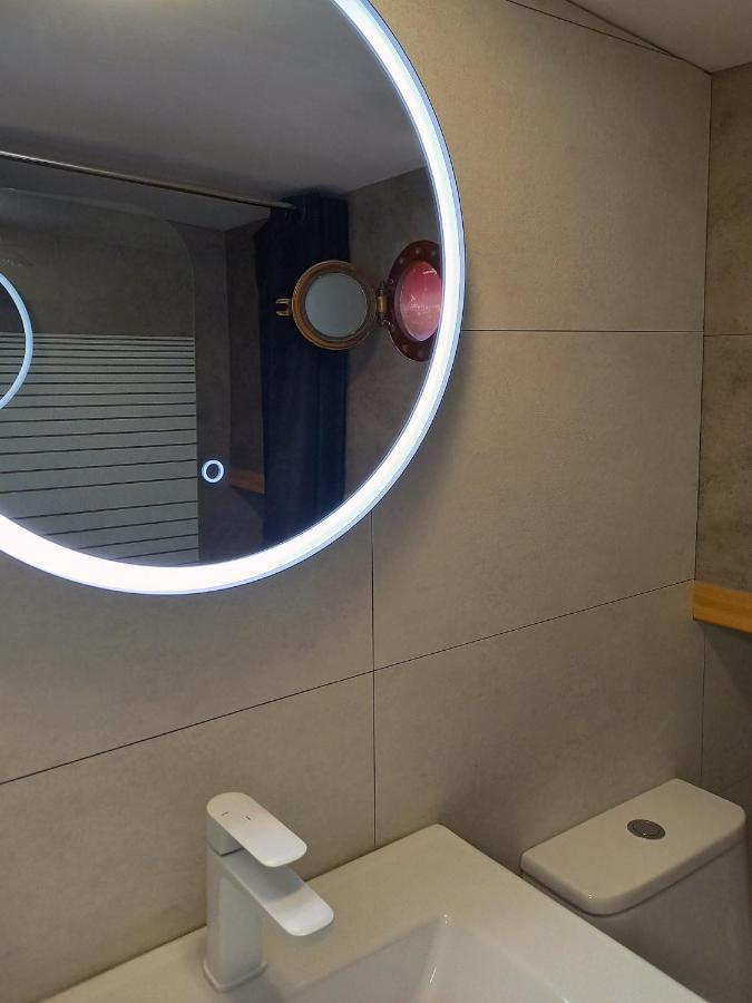Appartement atypique indépendant sur péniche Metz Exterior foto